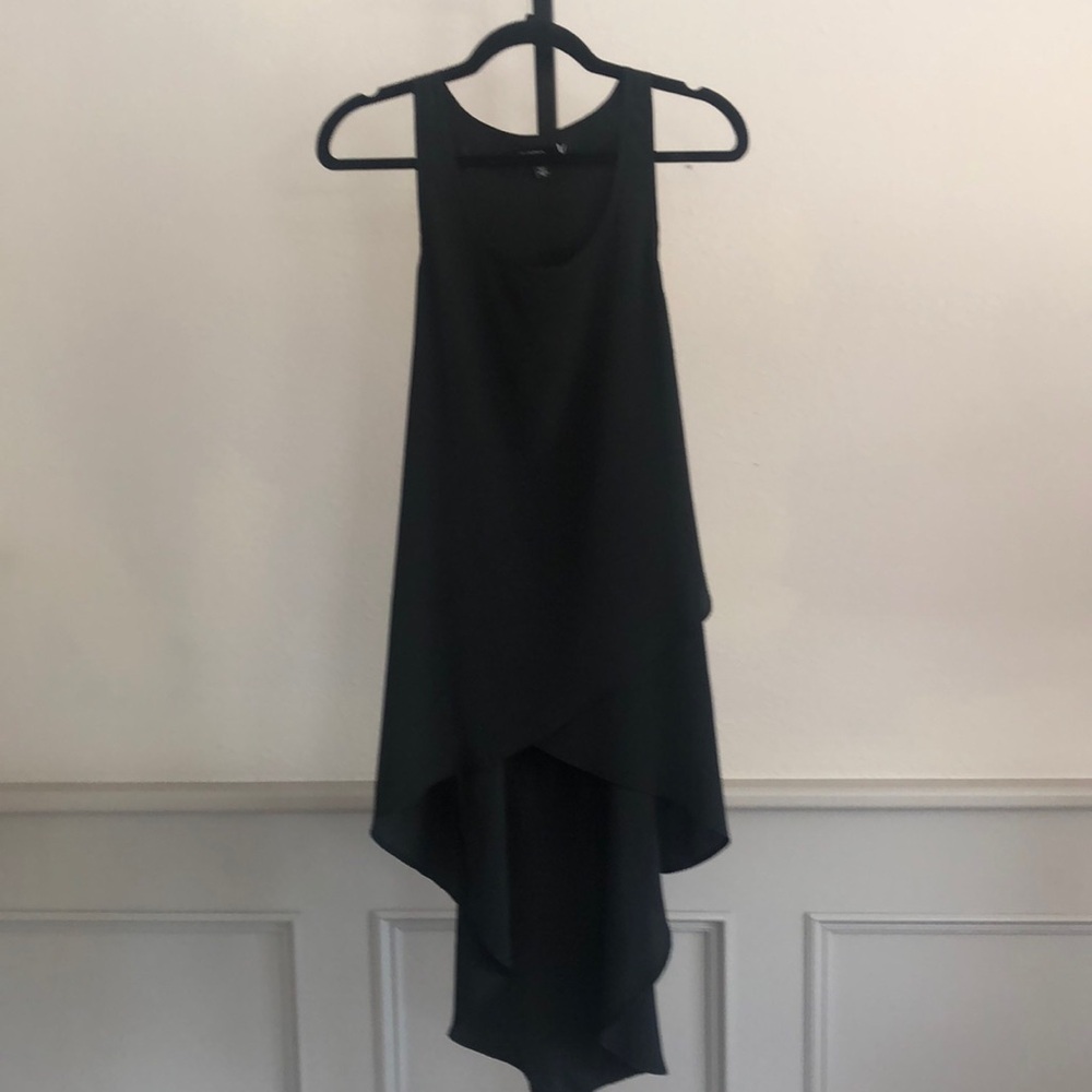 Galette Size Medium Sleeveless Dressy Top